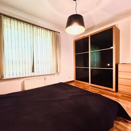 Apartament Shadow Retreat By Fiesta *